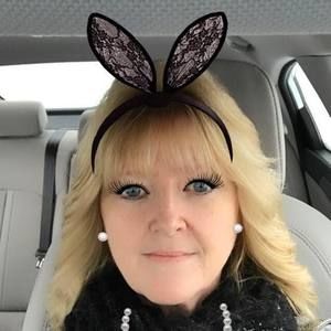 Meet your Posher, Bonnie